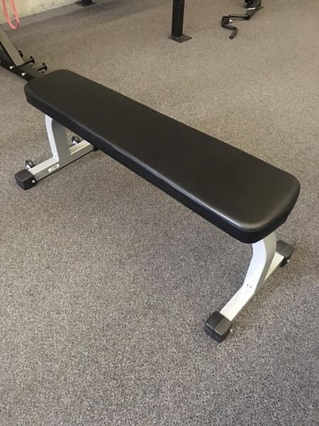 Genesis Commercial Flat Bench