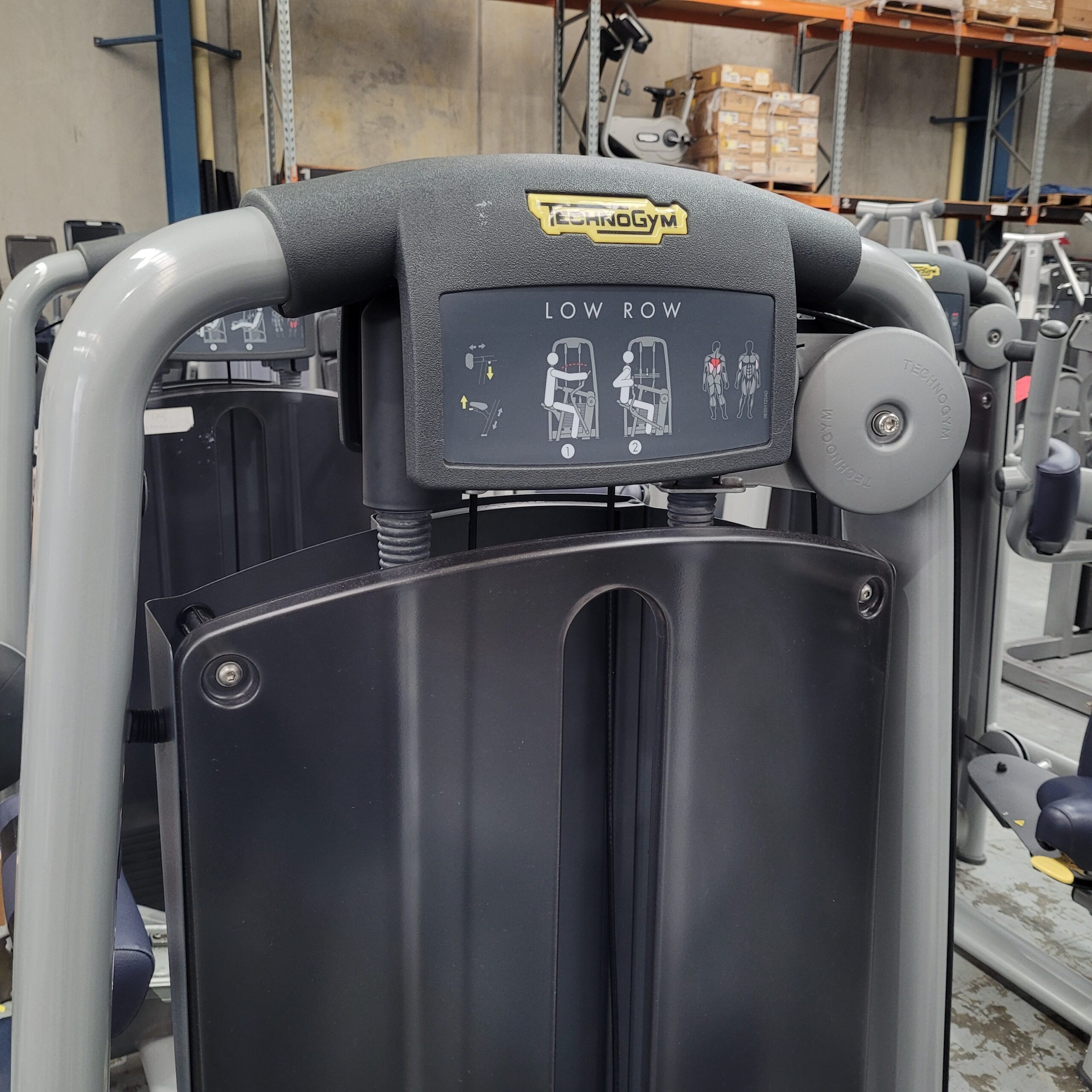 Technogym Selection Low Row - Silver Frame Navy Upholstery - Image 2