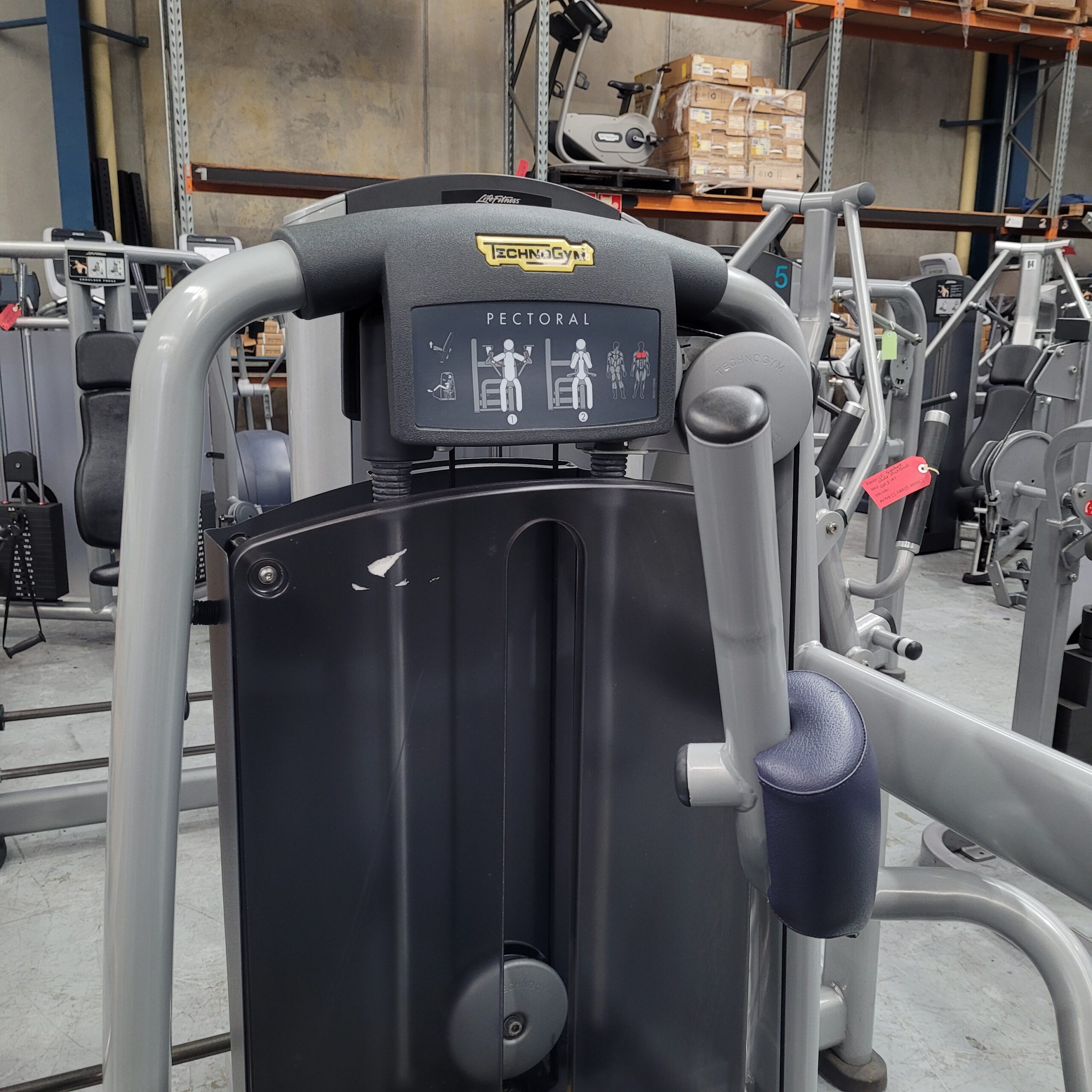 Technogym Selection Pectoral - Image 2