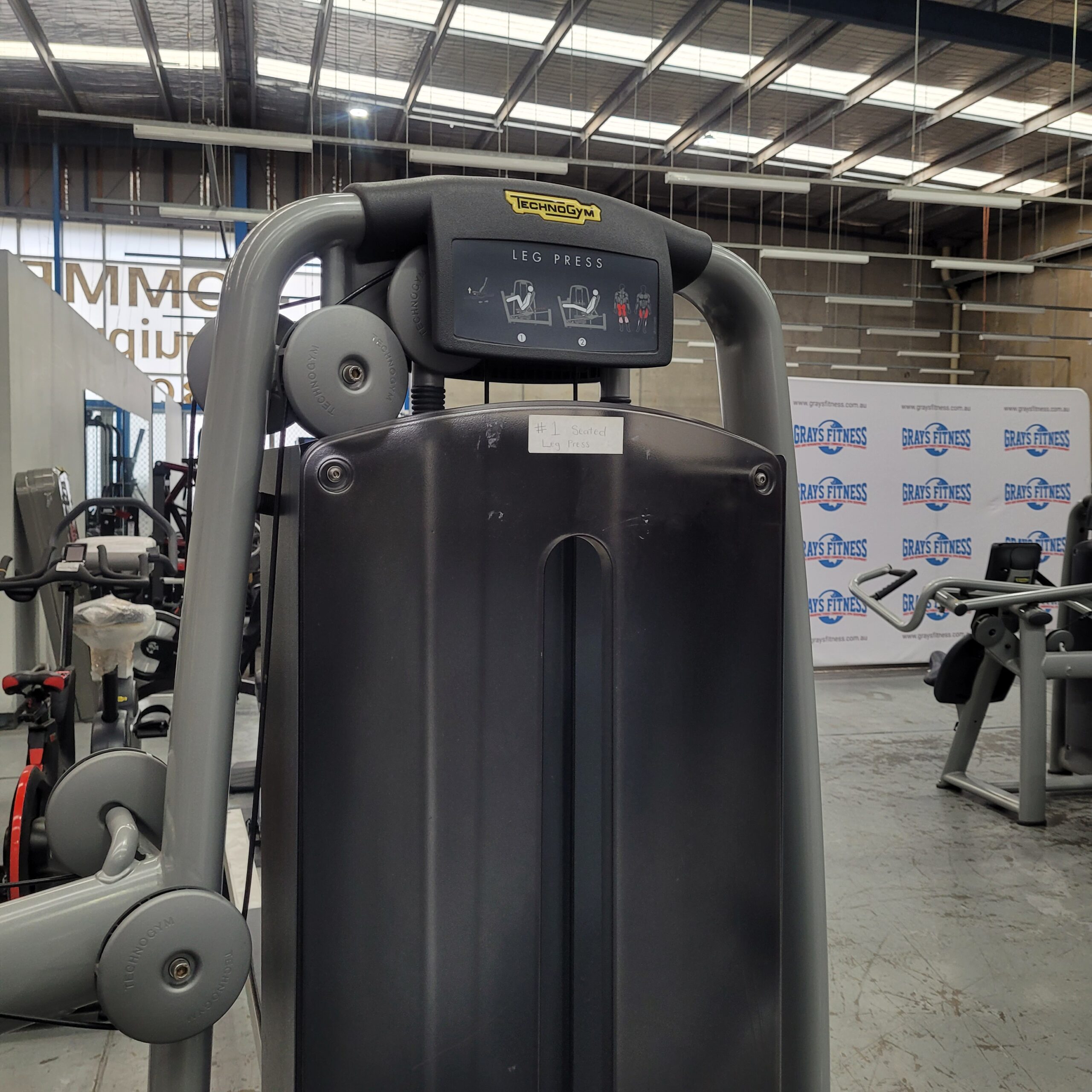 Technogym Selection Seated Leg Press - Silver Frame Navy Upholstery - Image 3