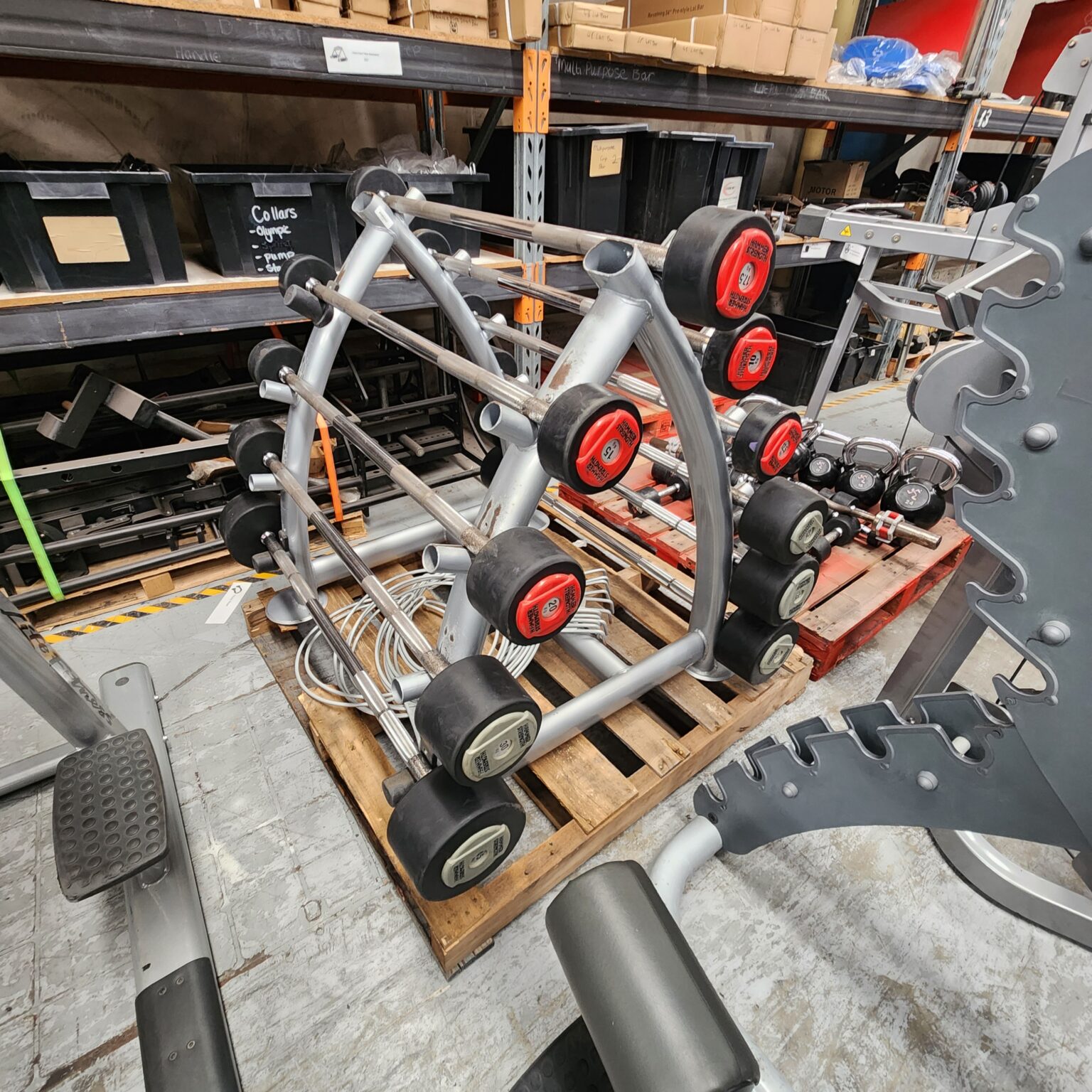 1045kg Hammer Strength Barbells with Rack Grays Fitness