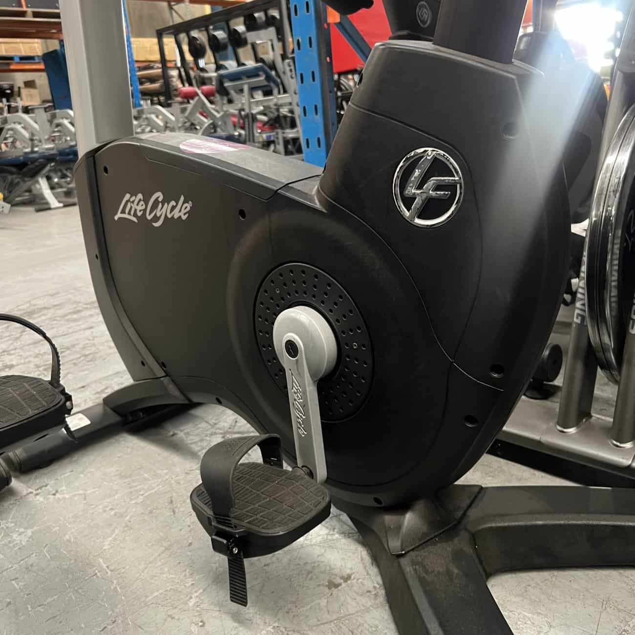 Life Fitness 95C Discover SE3 Upright Exercise Bike Grays Fitness