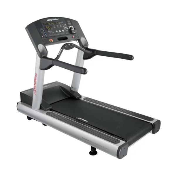 Life-Fitness-95T-Integrity-CLST-Treadmill-01