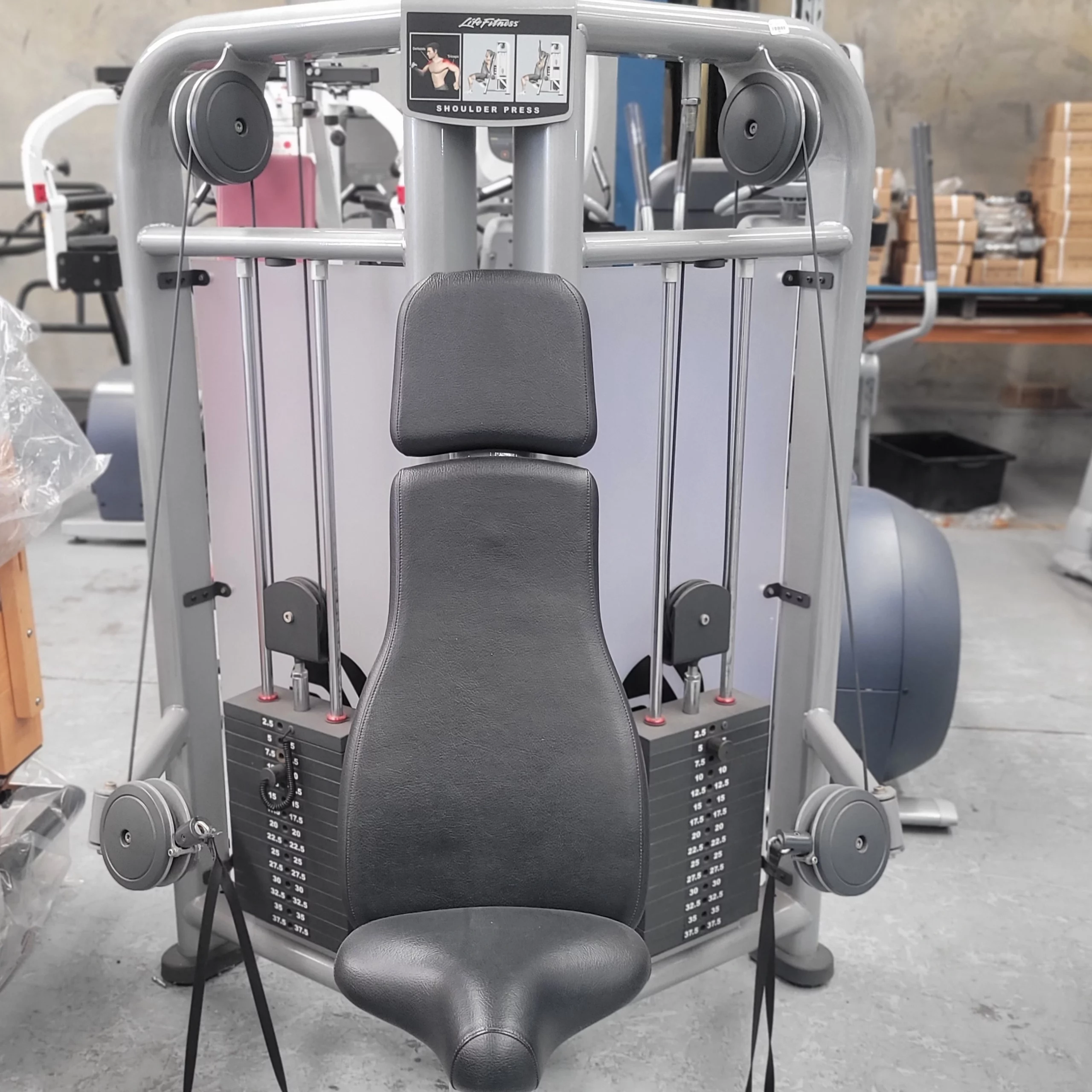 Life Fitness Cable Motion Shoulder Press - Image 2