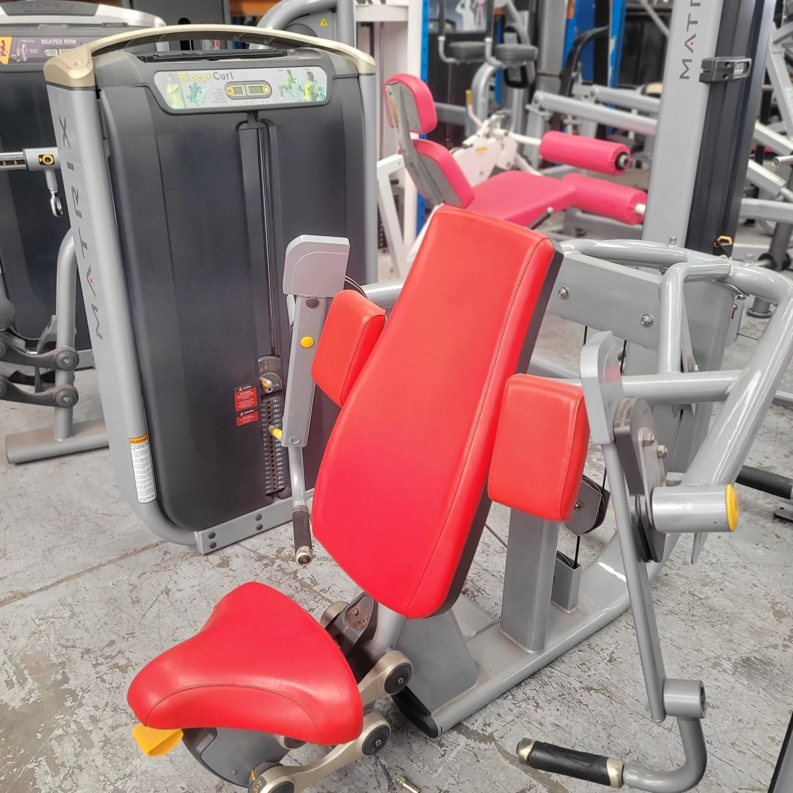 Matrix Ultra Independent Biceps Curl - Image 2