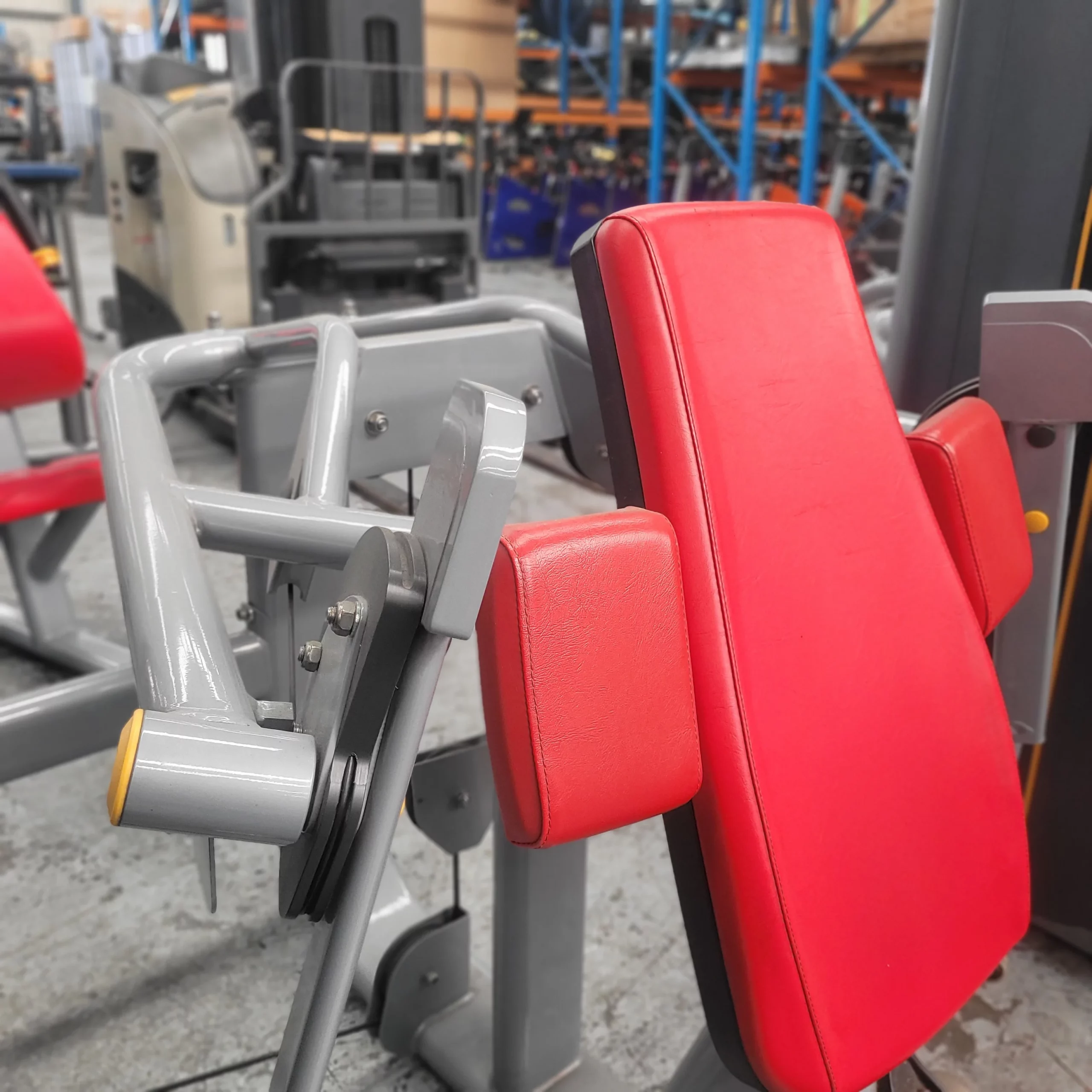 Matrix Ultra Independent Biceps Curl - Image 4