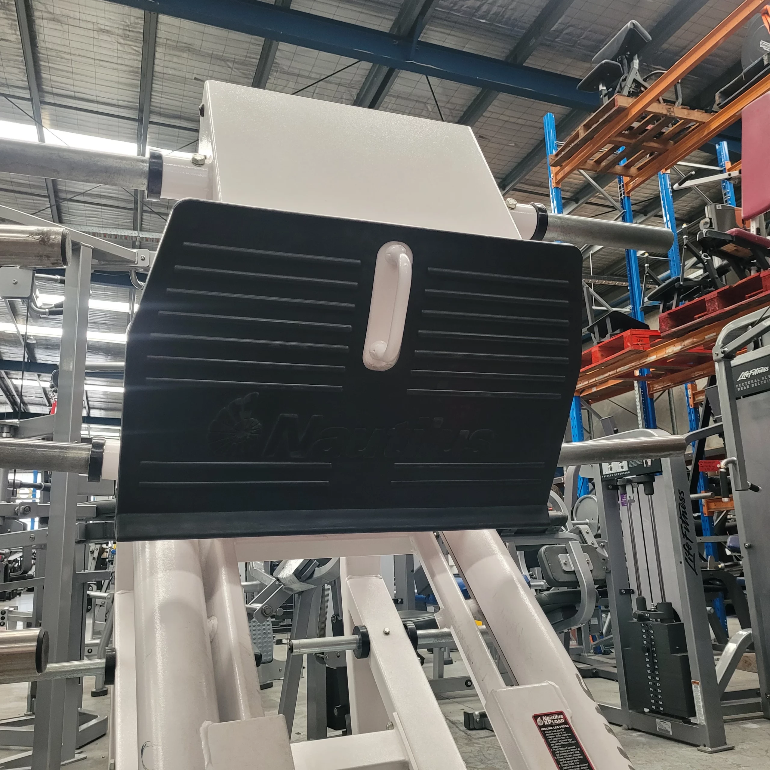 Nautilus XPLOAD 45 Degree Linear Leg Press - White Frame - Image 3