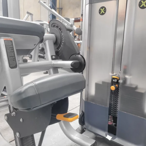 Precor Discovery Bicep Curl DSL204 - Image 5