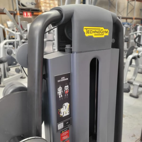 Technogym Selection Leg Extension - Image 3