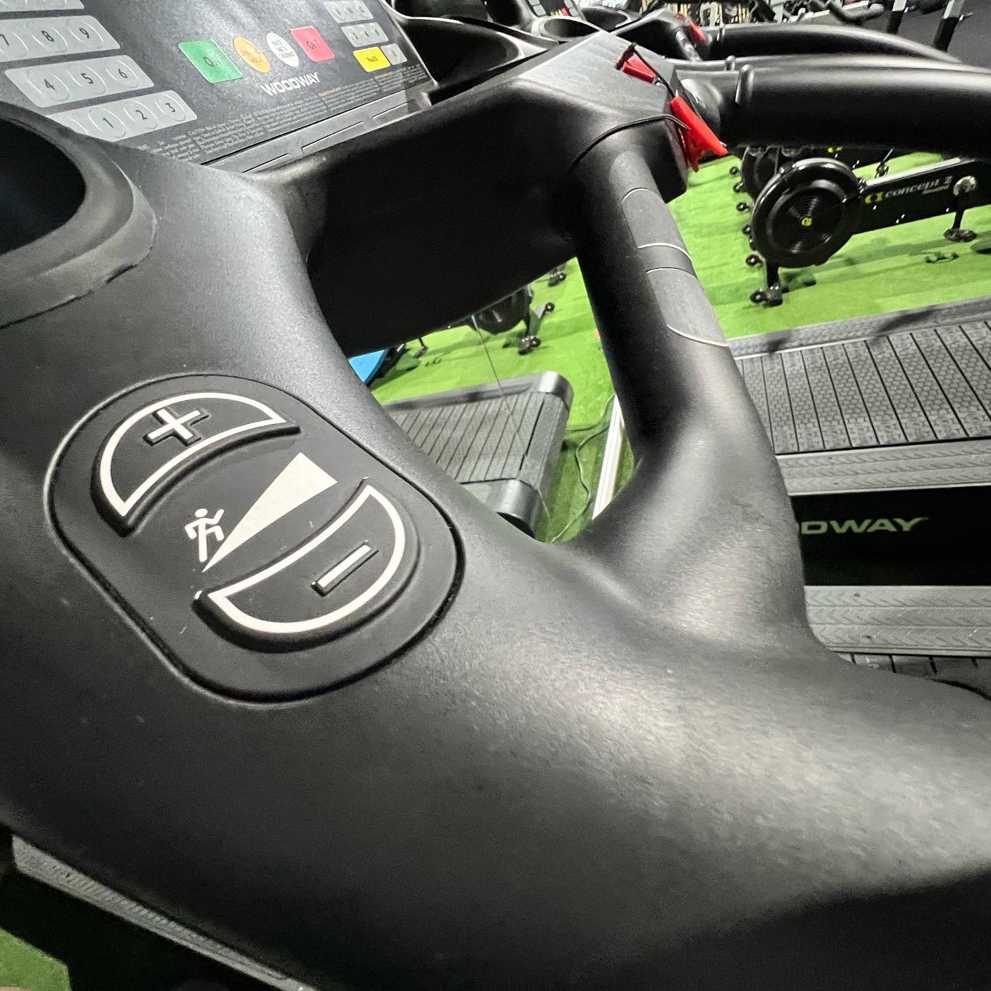 Woodway 4front Treadmill - Image 5